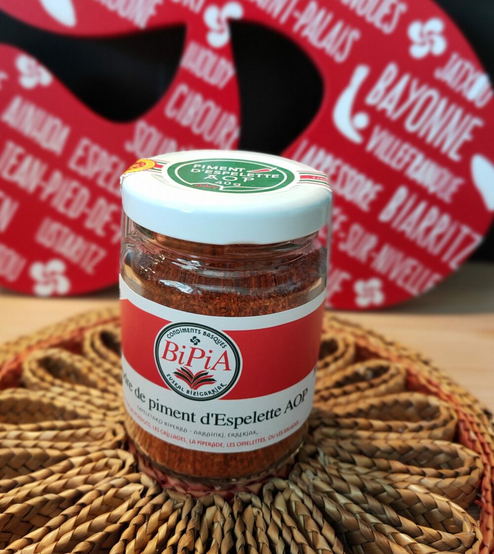 Piment d’Espelette AOP en poudre avec saupoudreur (Bocal de 40 g)